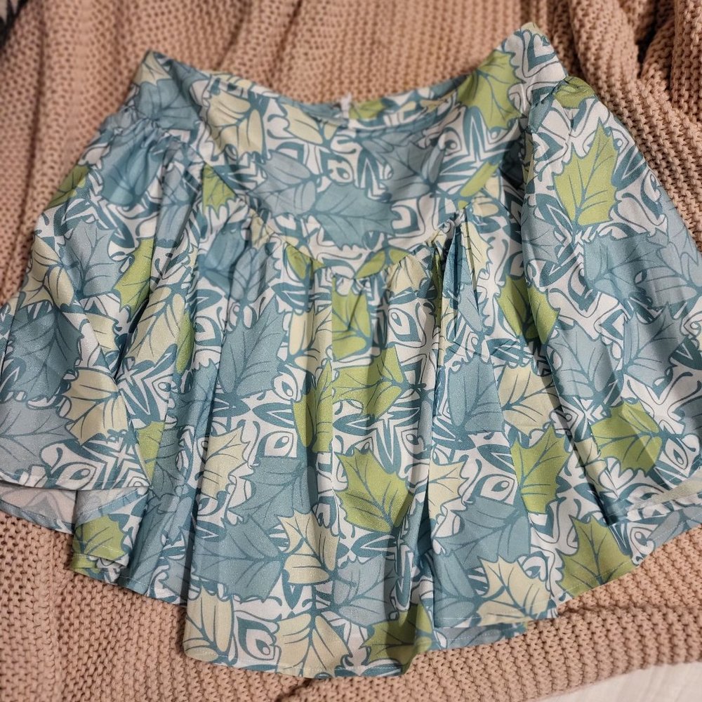 By Egreis Skirt